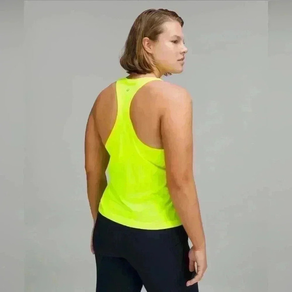 Lulu🍋lemon-Swiftly Tech High Neck Tank 2.0  *Race - Picture 2 of 3